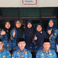 Semangat menuju Bangkit, MAN 1 Jakarta Barat Laksanakan Upacara Memperingati Hari Kebangkitan Nasional ke 115