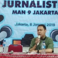 Ocehan Dua Wartawan di MAN 9