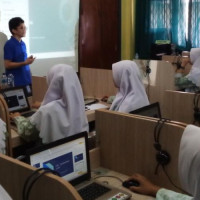 Bersama XL Axiata, Kembangkan Soft Skills “Digitalisasi Belajar” Siswa MAN 16 Jakarta