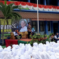 Gelar Lepas Sambut Kepala Madrasah, Seluruh Civitas MAN 16 Jakarta Haru Dalam Kenangan