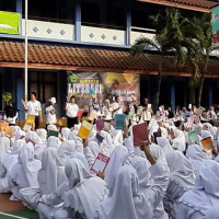 Gelorakan Minat Membaca dan Menulis, MAN 16 Jakarta Relaunching Gerakan Literasi Madrasah 