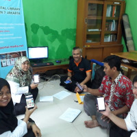 MAN 17 Jakarta Adakan Pelatihan Penggunaan Digital Library