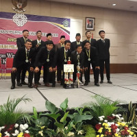 Eskul Futsal MAN 17 Jakarta Berikan Kado Terindah